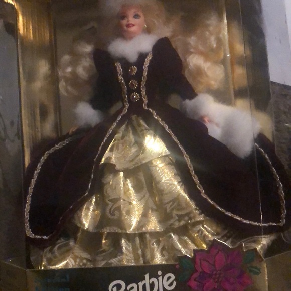 Happy Holidays Barbie Special Edition - Picture 2 of 3